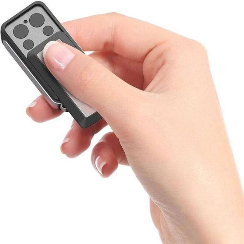 1 four-button remote control, 433.92 MHz frequency, rolling code for gate and garage door motors